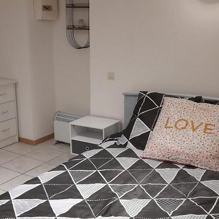 Tres Belle Appartement F1 Bis Perpiñán Exterior foto